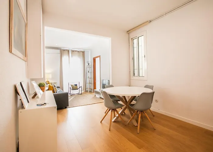 42ara1026 - Spacious In Eixample Apartamento